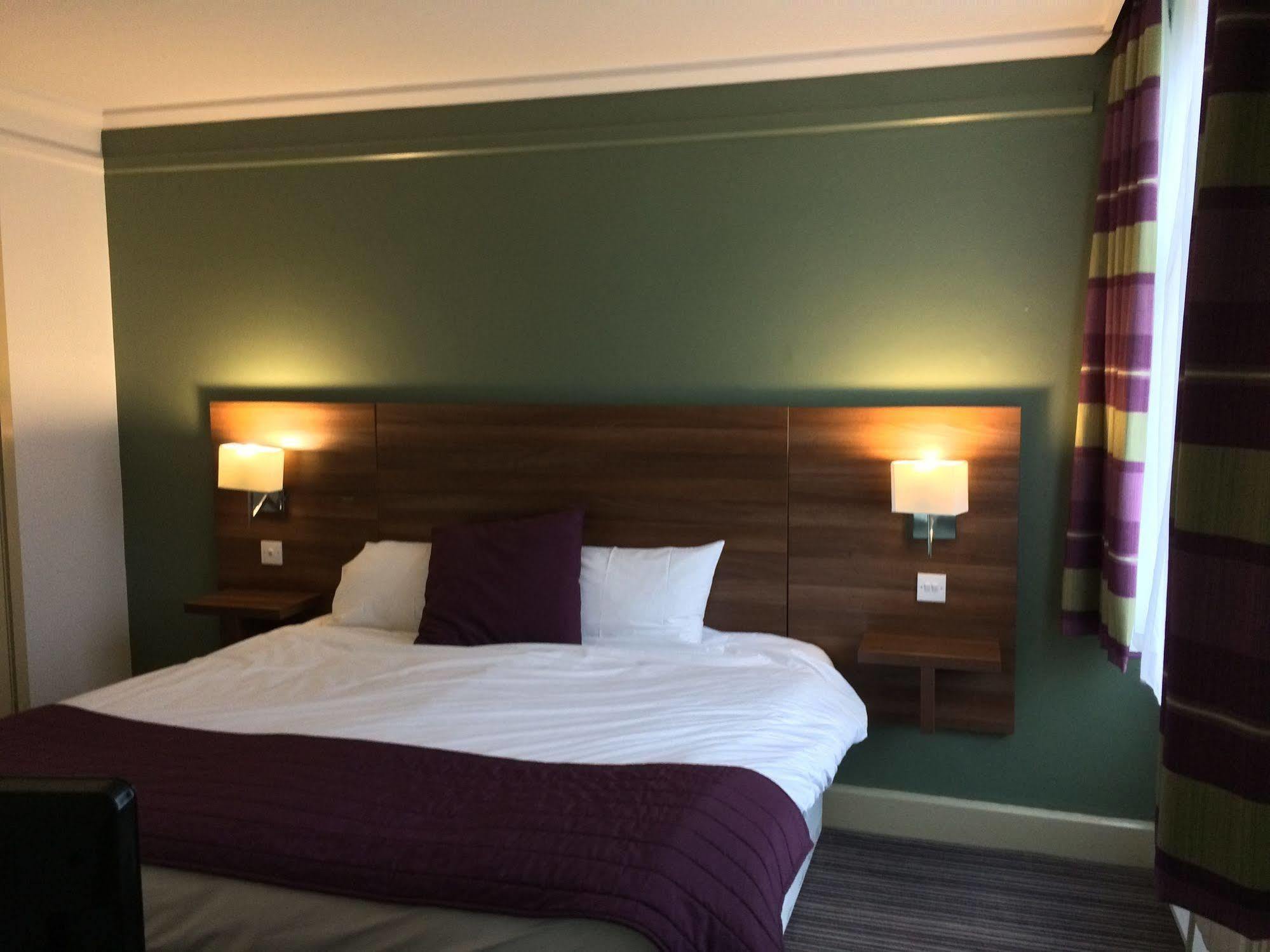 Yorkshire Gateway Hotel South Milford ภายนอก รูปภาพ