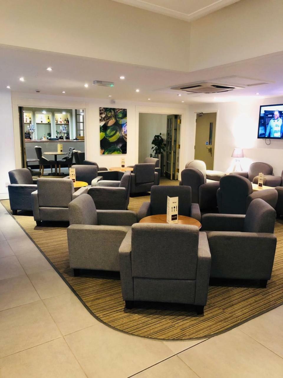 Yorkshire Gateway Hotel South Milford ภายนอก รูปภาพ